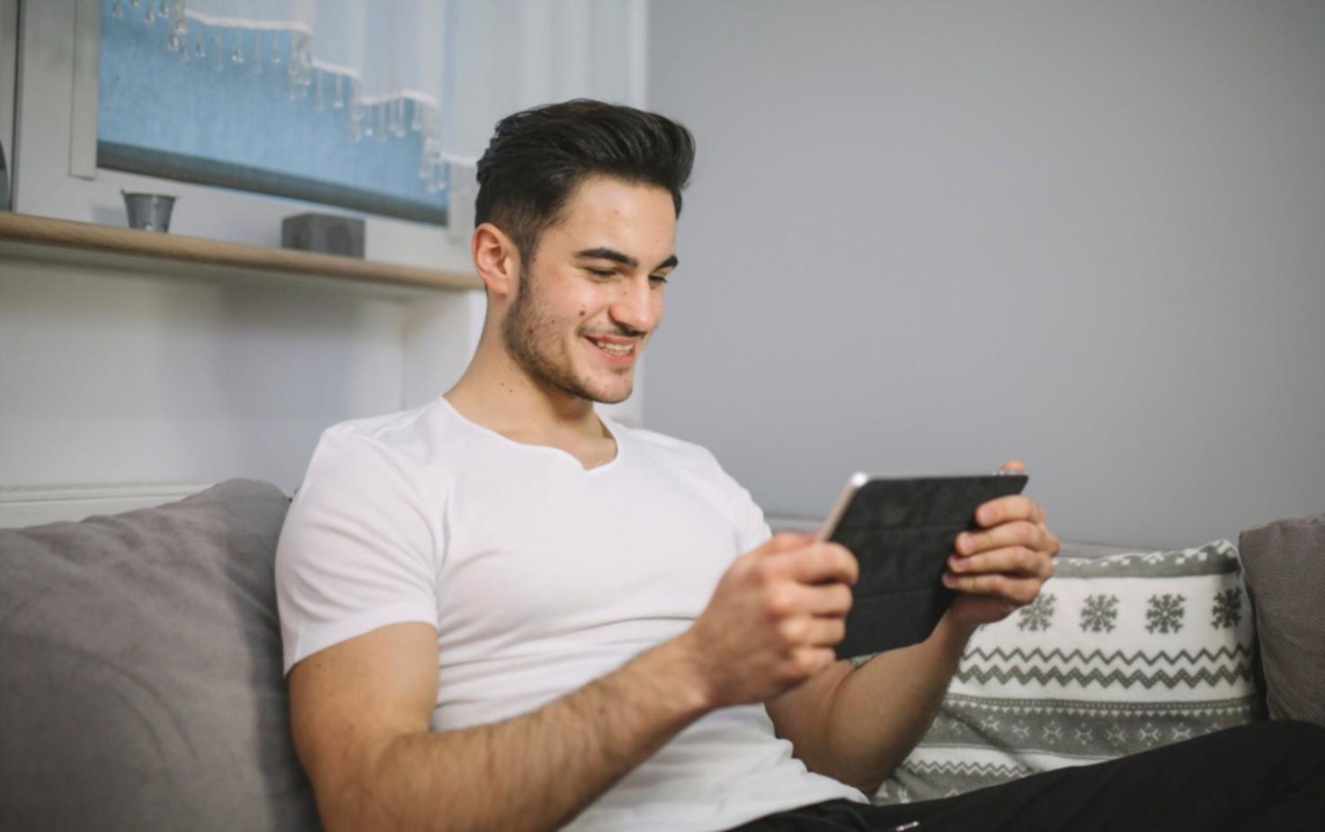 Quantenkryptographie-Laborumgebung mit optischen Messgeräten